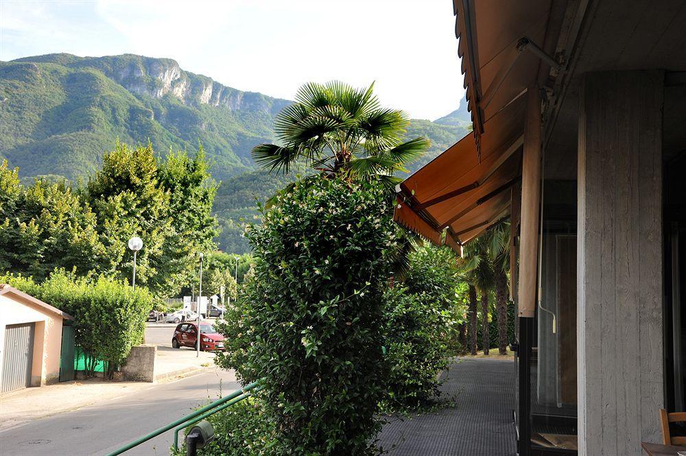 Hotel Cristallo Barga Fornaci di Barga Exterior foto