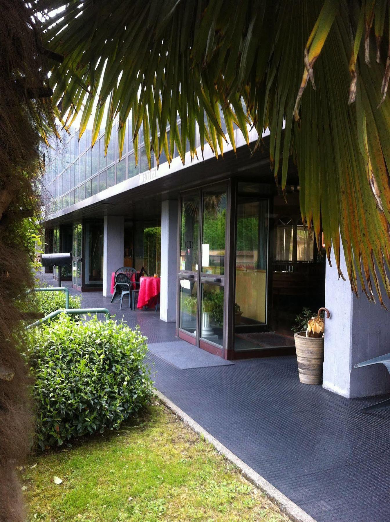Hotel Cristallo Barga Fornaci di Barga Exterior foto